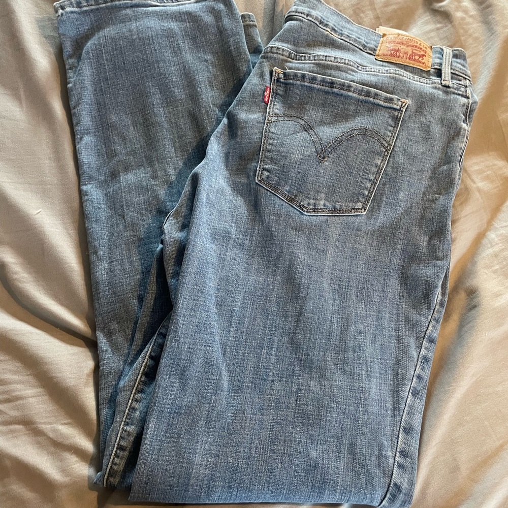 Levi’s straight leg jeans